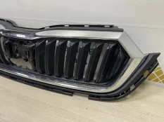 Решетка радиатора Skoda Octavia 2019-2022 5E3853653 A8 NN3