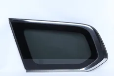 Стекло кузовное Exeed VX 2021-2024 555000056AA M36T, заднее левое