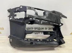 Кронштейн бампера BMW 5 2017-2020 51118064968 G30 M-PACK ДО РЕСТАЙЛИНГ, передний правый