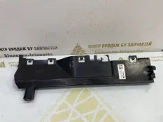 Дефлектор радиатора BMW X5 2013-2018 51648055208 F15 M-PACK, левый