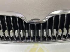 Решетка радиатора Skoda Superb 2013-2015 3T0853668B 2 3T4 РЕСТАЙЛИНГ