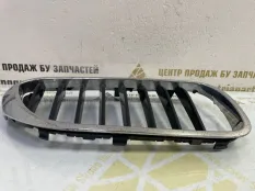 Решетка радиатора BMW 5 2017-2019 7473692 G30 ДО РЕСТАЙЛИНГ, правая