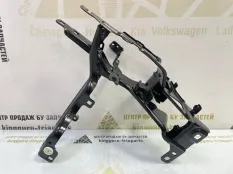 Кронштейн фары BMW X5 2019-2023 51647421710 G05, передний правый