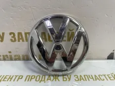 Эмблема Volkswagen Polo 2009-2015 5C6853630 5 612 ДО РЕСТАЙЛИНГ