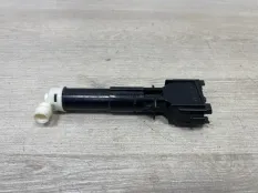 Форсунка омывателя фар Toyota RAV4 2005-2010 8520842040 3 A30 ДО РЕСТАЙЛИНГ, левая