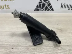 Форсунка омывателя фар KIA Sorento 2014-2017 98671C5000 3 UM ДО РЕСТАЙЛИНГ, левая