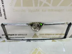 Накладка хром решетки радиатора Skoda Octavia 2004-2009 1Z0853661 A5 1Z3 ДО РЕСТАЙЛИНГ