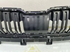 Решетка радиатора Skoda Karoq 2017-2021 57A853653B 1 NU7 ДО РЕСТАЙЛИНГ