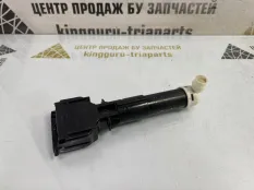 Форсунка омывателя фар Toyota RAV4 2012-2015 8520742051 4 XA40 ДО РЕСТАЙЛИНГ