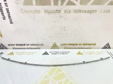 Молдинг решетки радиатора Volkswagen Touareg 2010-2014 7P6853101A 2 7P5 ДО РЕСТАЙЛИНГ