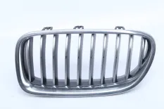 Решетка радиатора BMW 5 2009-2013 7412323 F10 ДО РЕСТАЙЛИНГ, левая