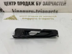 Кронштейн решетки радиатора Omoda C5 2022-2024 602002137AA T19C, левый