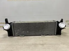 Радиатор интеркулера BMW X5 2019-2023 17518584127 G05