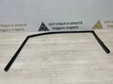 Уплотнитель стекла двери Hyundai IX35 2012 LM ДО РЕСТАЙЛИНГ 1.7 TDI D4FD, передний левый