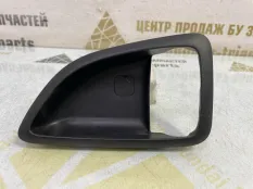 Накладка ручки двери Hyundai IX35 2012 826212S000 LM ДО РЕСТАЙЛИНГ 1.7 TDI D4FD, передняя правая
