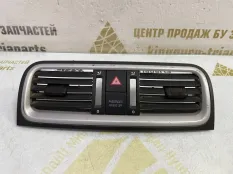 Дефлектор воздушный Skoda Roomster 2007 5J0820951S01 1 5J7 ДО РЕСТАЙЛИНГ 1.4 БЕНЗИН