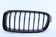 Решетка радиатора BMW 3 2011-2016 51137255411 F30 ДО РЕСТАЙЛИНГ, передняя левая