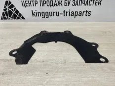 Промежуточная пластина КПП Skoda Roomster 2007 036103551K 1 5J7 ДО РЕСТАЙЛИНГ 1.4 БЕНЗИН