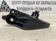 Кронштейн панели BMW 7 2022-2024 51749464382 G70, правый
