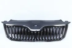 Решетка радиатора Skoda Superb 2015-2019 3V0853653A 3 3V3 ДО РЕСТАЙЛИНГ