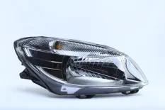 Фара галогеновая Skoda Fabia 2010-2014 5J1941018C 2 5J2 РЕСТАЙЛИНГ, правая