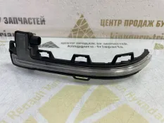 Повторитель поворота в зеркало BMW X5 2019-2023 63137441439 G05, левый