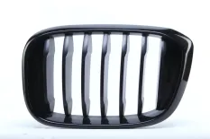 Решетка радиатора BMW X3 2017-2021 8469959 G01 M-PACK ДО РЕСТАЙЛИНГ, левая