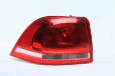 Фонарь внешний Volkswagen Touareg 2010-2014 7P6945095D 2 7P5 ДО РЕСТАЙЛИНГ, левый