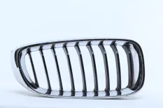 Решетка радиатора BMW 3 2013-2016 7294804 F34 GT M-PACK, правая