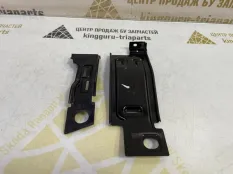 Кронштейн накладка замка капота Hyundai H-1 Starex 2007-2015 2 TQ ДО РЕСТАЙЛИНГ