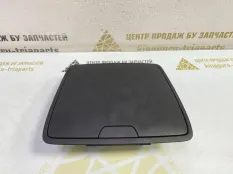 Бардачок Skoda Yeti 2012 5L0857096 5L6 CFHC 2.0 ДИЗЕЛЬ