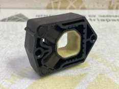 Кронштейн радиатора Skoda Yeti 2012 1K0121367G 5L6 CFHC 2.0 ДИЗЕЛЬ