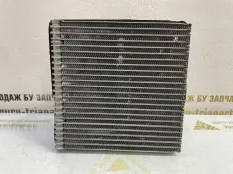 Радиатор кондиционера печки Skoda Yeti 2012 1K0820679 5L6 CFHC 2.0 ДИЗЕЛЬ