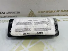 Подушка безопасности пассажира Volkswagen Golf 2016 8V0880204E 7 CUKB 1.4 ГИБРИД