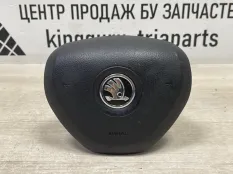 Подушка безопасности в руль Skoda Octavia 2016 5E0880201A A7 CZDA 1.4 БЕНЗИН