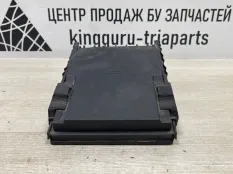 Крышка блока предохранителей Skoda Yeti 2012 1K0937132F 5L6 CFHC 2.0 ДИЗЕЛЬ