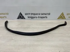 Уплотнитель капота Volkswagen Golf 2016 5G0823723B 7 CUKB 1.4 ГИБРИД