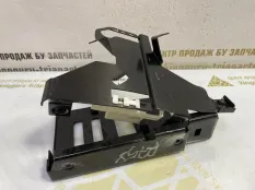 Кронштейн двигателя Skoda Octavia 2016 5Q0906214J A7 CZDA 1.4 БЕНЗИН