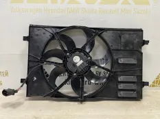 Вентилятор охлаждения радиатора Skoda Octavia 2016 5Q0959455BE A7 CZDA 1.4 БЕНЗИН