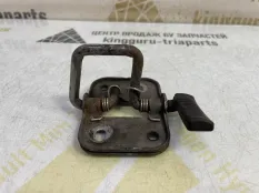 Крюк замка капота Volkswagen Golf 2016 5G0823186B 7 CUKB 1.4 ГИБРИД