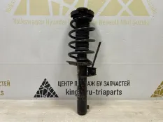 Стойка амортизатора Skoda Yeti 2012 3C0413031BC 5L6 CFHC 2.0 ДИЗЕЛЬ, передняя