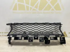 Решетка бампера Renault Sandero Stepway 2013-2018 622542293R 2 5S_ ДО РЕСТАЙЛИНГ, передняя