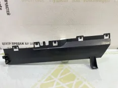 Дефлектор радиатора BMW X5 2013-2018 51747343798 F15, правый