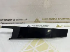 НАКЛАДКА ДВЕРИ Skoda Octavia 2016 5E0839902C A7 CZDA 1.4 БЕНЗИН, задняя правая