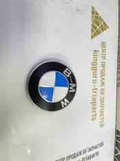 Эмблема BMW 3 2018-2022 51147463684 G20, передняя