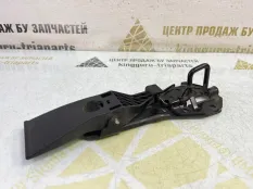 Крюк замка капота Audi A6 2011-2014 4G0823480A 4 C7 ДО РЕСТАЙЛИНГ