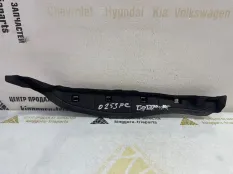 Уплотнитель крыла BMW 3 2018-2022 51487433819 G20, левый