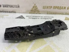 Кронштейн ручки двери Volkswagen Golf 2016 5N0839885H 7 CUKB 1.4 ГИБРИД, задний правый