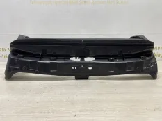 Дефлектор радиатора верхний BMW X5 2019-2023 51747421675 G05