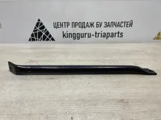 Распорка передней панели BMW X5 2019-2023 51647445102 G05, правая